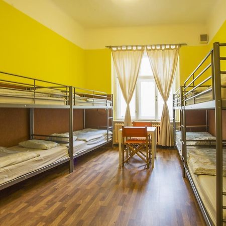 A Plus Hotel & Hostel Prague Ngoại thất bức ảnh