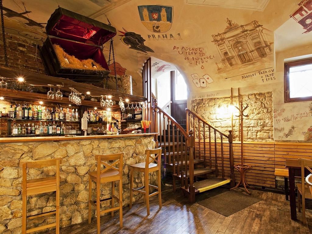 A Plus Hotel & Hostel Prague Ngoại thất bức ảnh