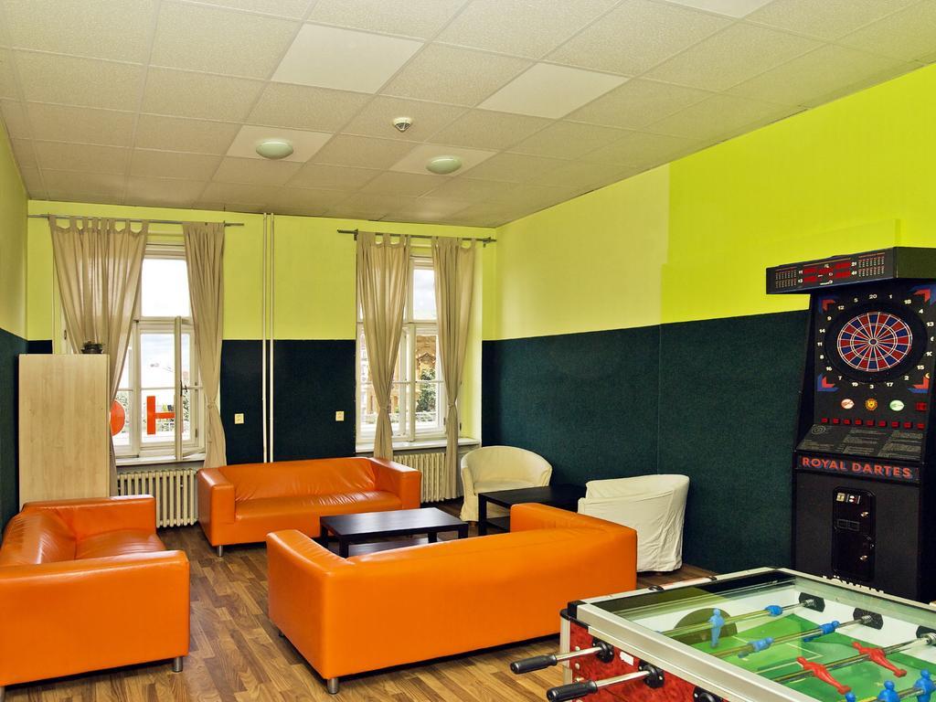 A Plus Hotel & Hostel Prague Ngoại thất bức ảnh