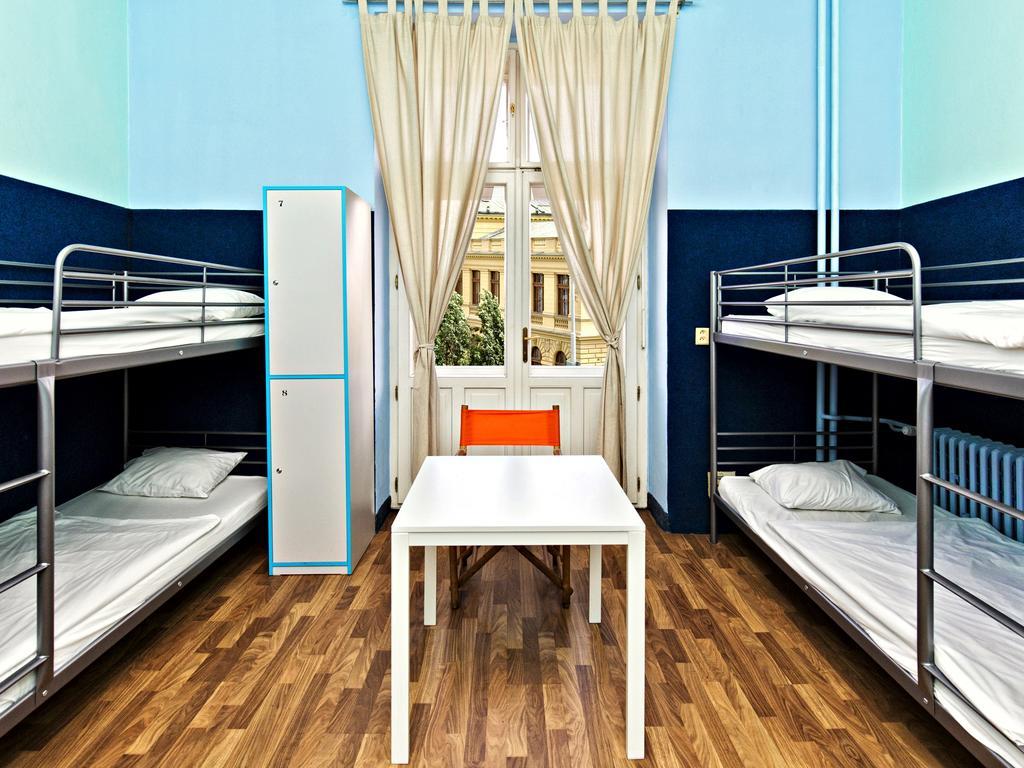 A Plus Hotel & Hostel Prague Ngoại thất bức ảnh