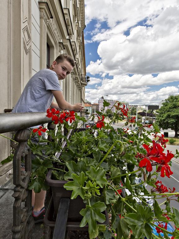 A Plus Hotel & Hostel Prague Ngoại thất bức ảnh