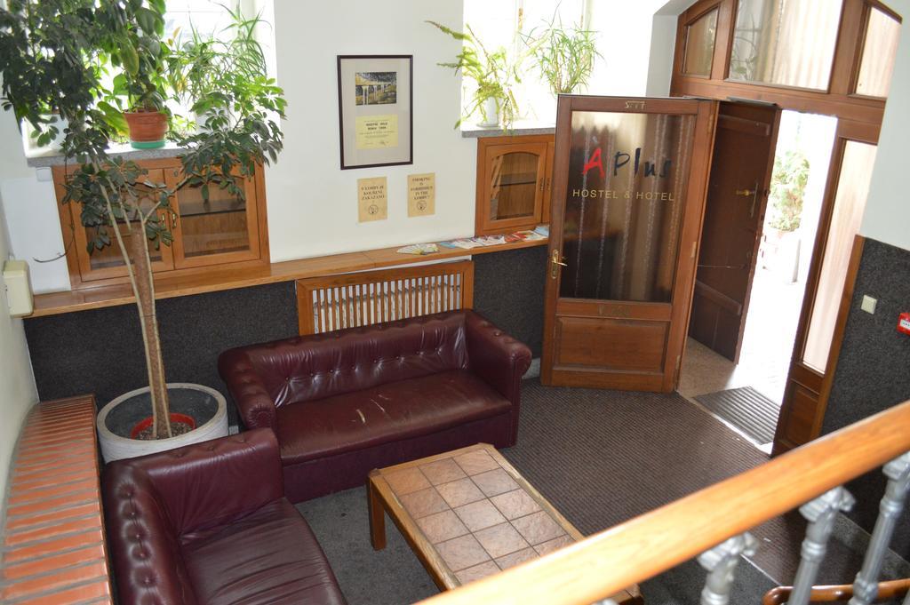 A Plus Hotel & Hostel Prague Ngoại thất bức ảnh