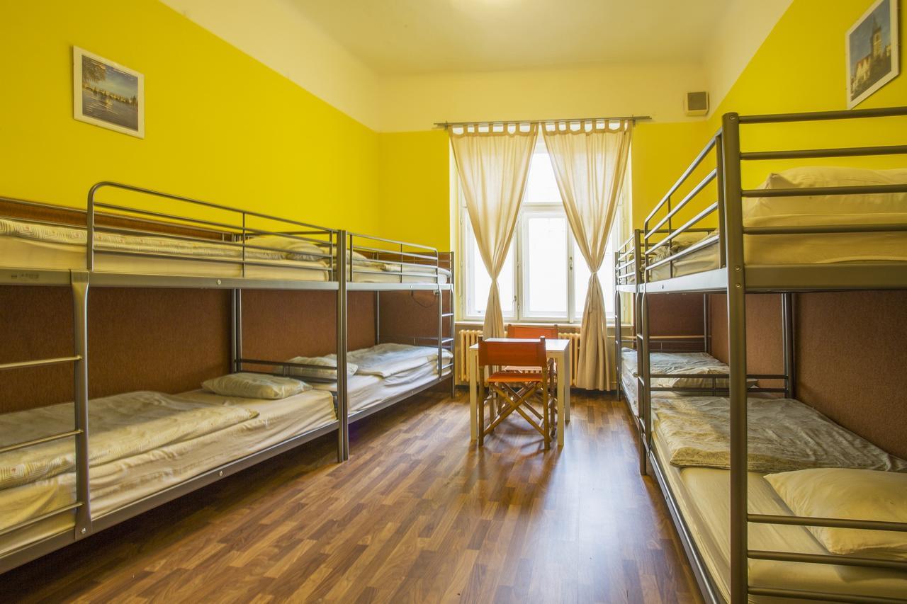 A Plus Hotel & Hostel Prague Ngoại thất bức ảnh